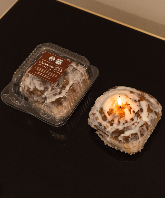 Cinnamon Roll Candle